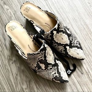 NEW Snakeskin Print Mules